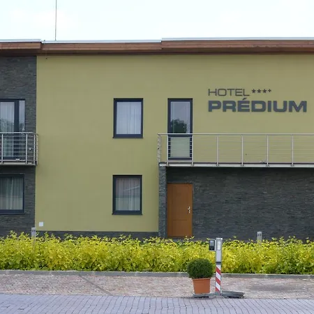 Predium